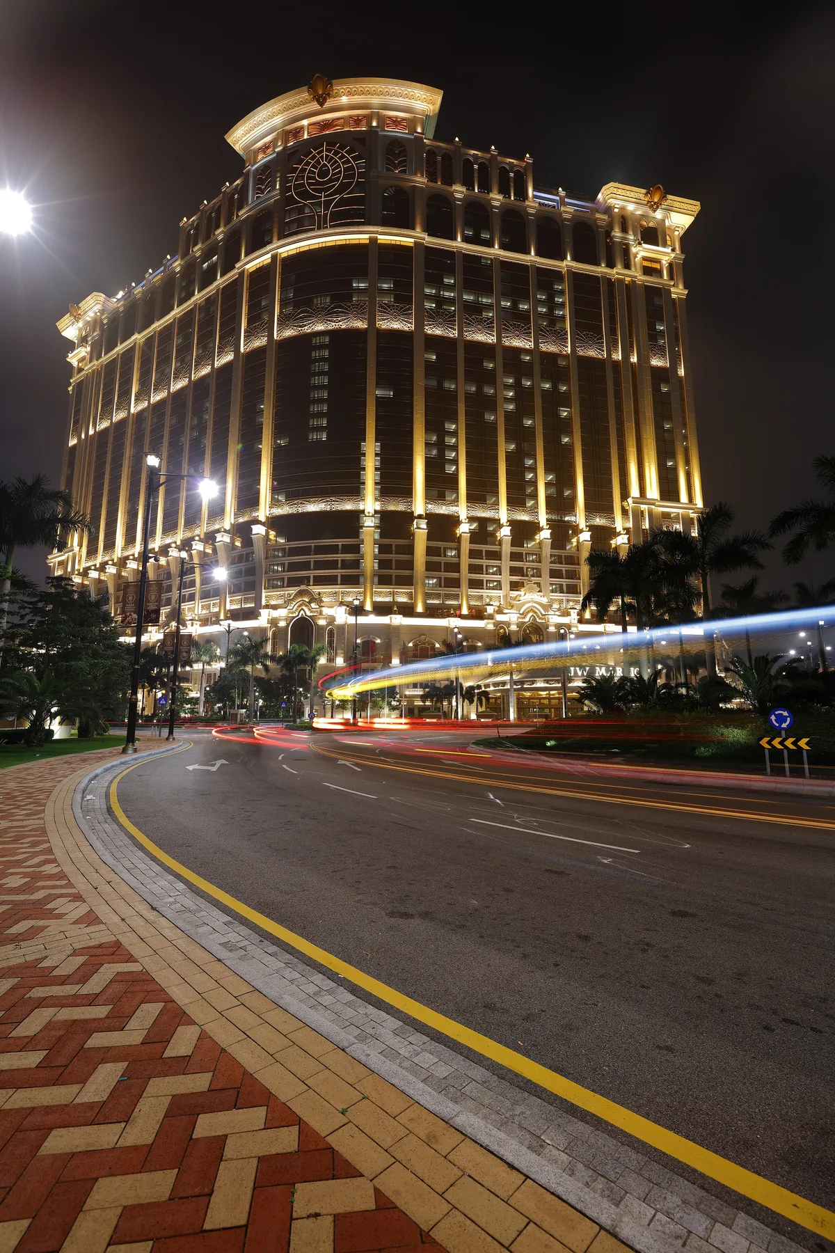 JW Marriott Hotel Macau luxury guestroom furniture composition