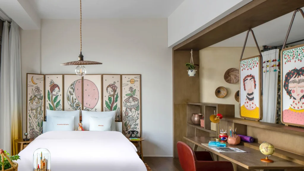 Hotel Furniture Installation: Site Readiness, Sequencing and Handover