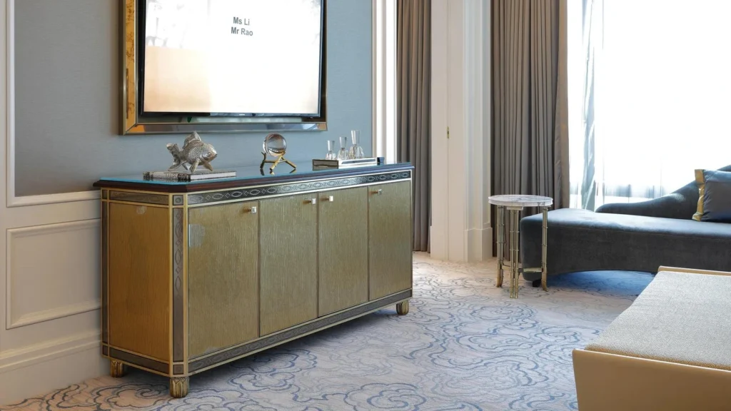 Solid Wood vs Veneer: Hotel Casegoods Material Choices
