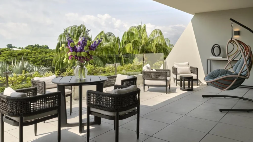 Outdoor Wicker Furniture: When It Works—and When It Doesn’t